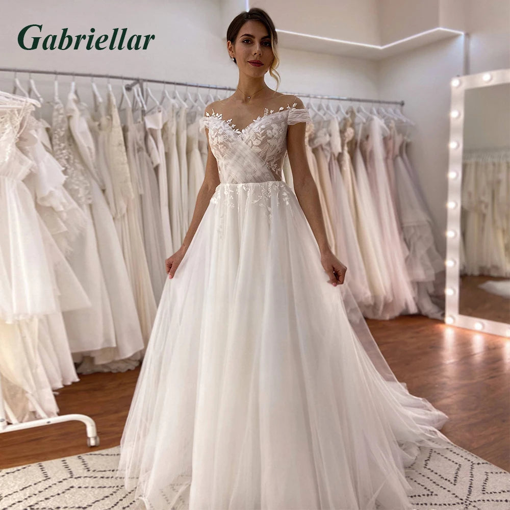Gabriellar Charming Strapless Wedding Dresses A-line Pleat Lace Appliques Zipper Sweep Train Brautkleid De Mariee Customized