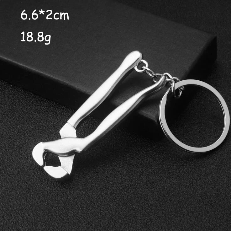 Keychains For Men Car Bag KeyRing Outdoor Combination Tool Portable Mini Utility Pocket Clasp Ruler Hammer Wrench Pliers Shovel