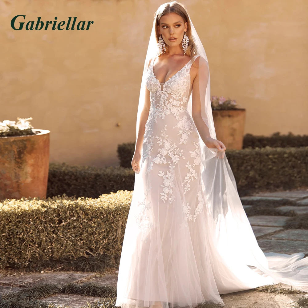 Gabriellar Charming Strapless Wedding Dresses A-line Pleat Lace Appliques Zipper Sweep Train Brautkleid De Mariee Customized