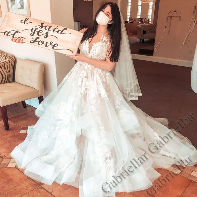 Gabriellar Charming Strapless Wedding Dresses A-line Pleat Lace Appliques Zipper Sweep Train Brautkleid De Mariee Customized