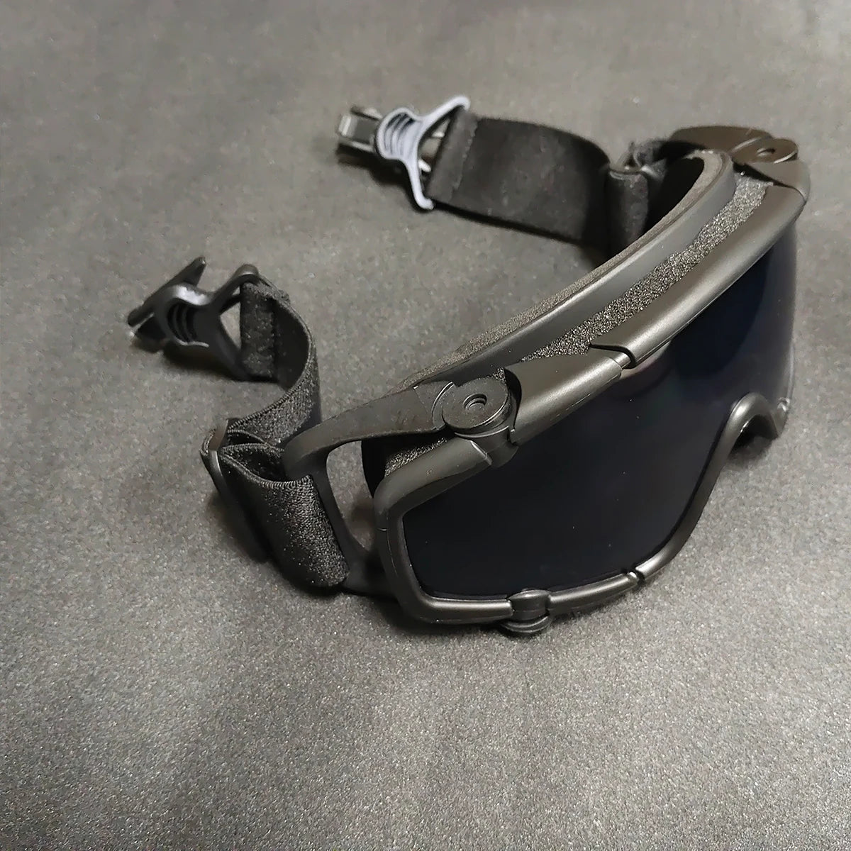 Tactical FMA Goggle, Goggle for Hunting Helmet Anti-fog Lens,Shock Resistance, Windproof Eye UV Glasses for Hunting, Shooting