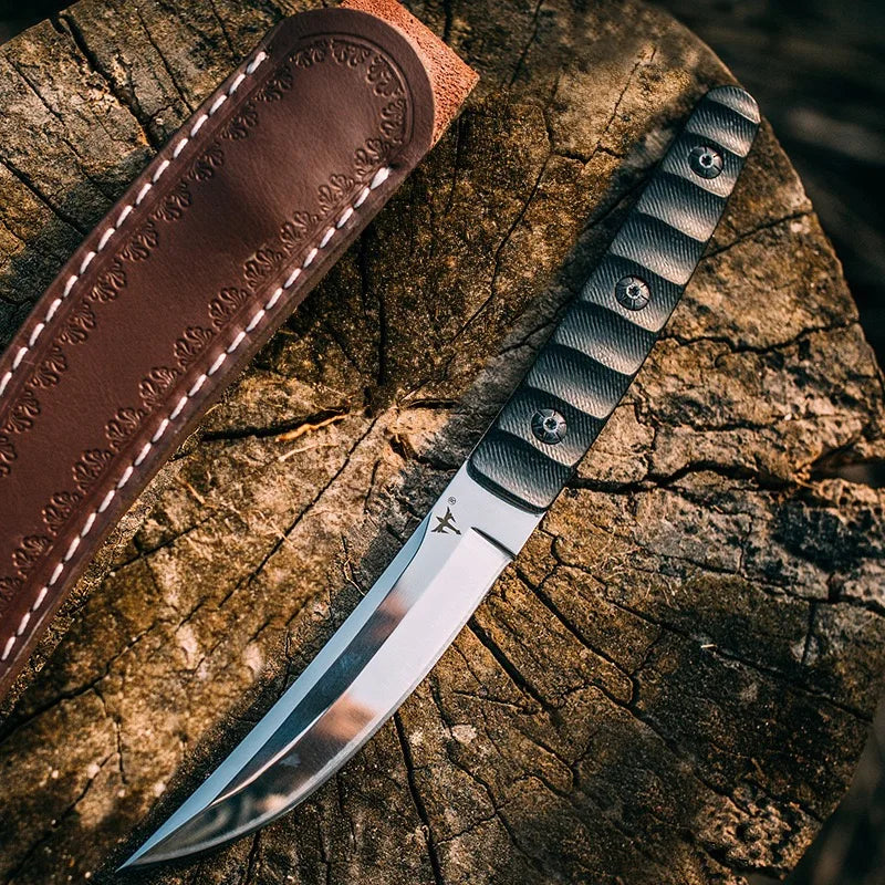 Outdoor camping survival knives, self-protection, wilderness survival tactics, straight knives, Swiss high hardness military kni