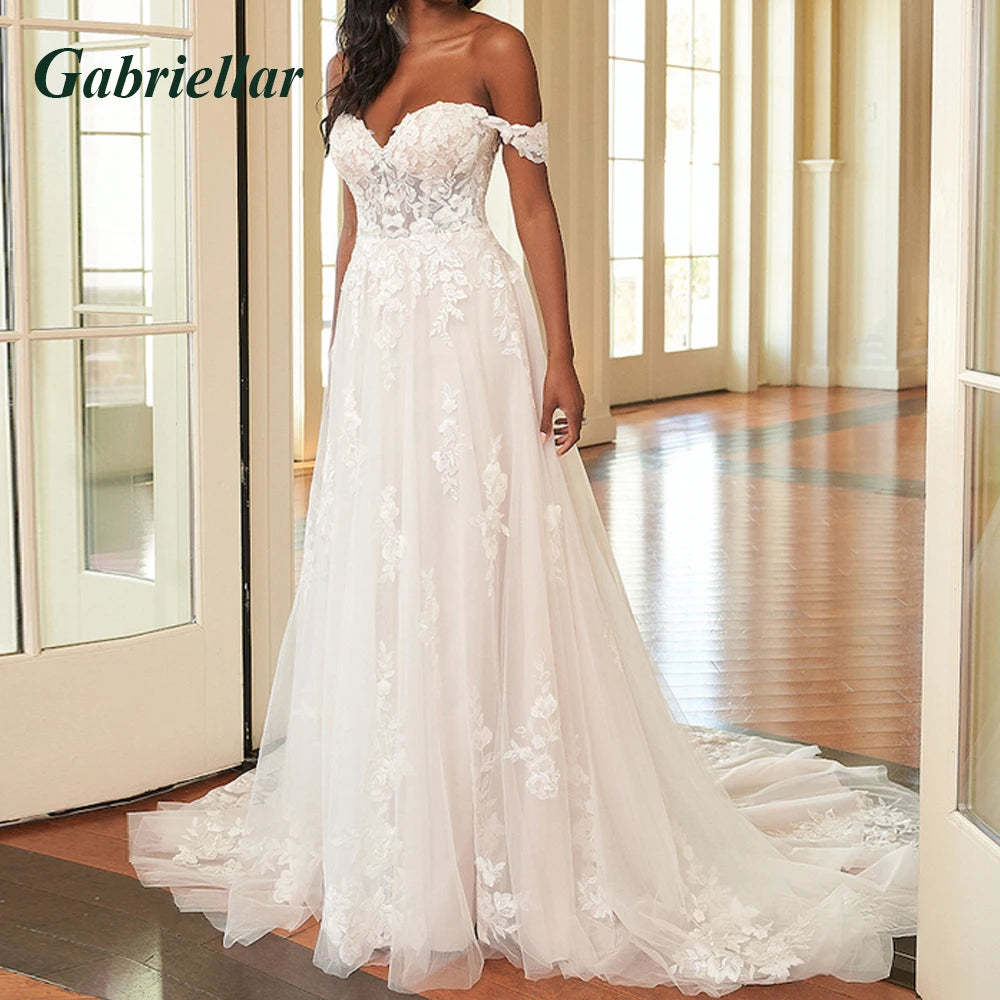 Gabriellar Charming Strapless Wedding Dresses A-line Pleat Lace Appliques Zipper Sweep Train Brautkleid De Mariee Customized