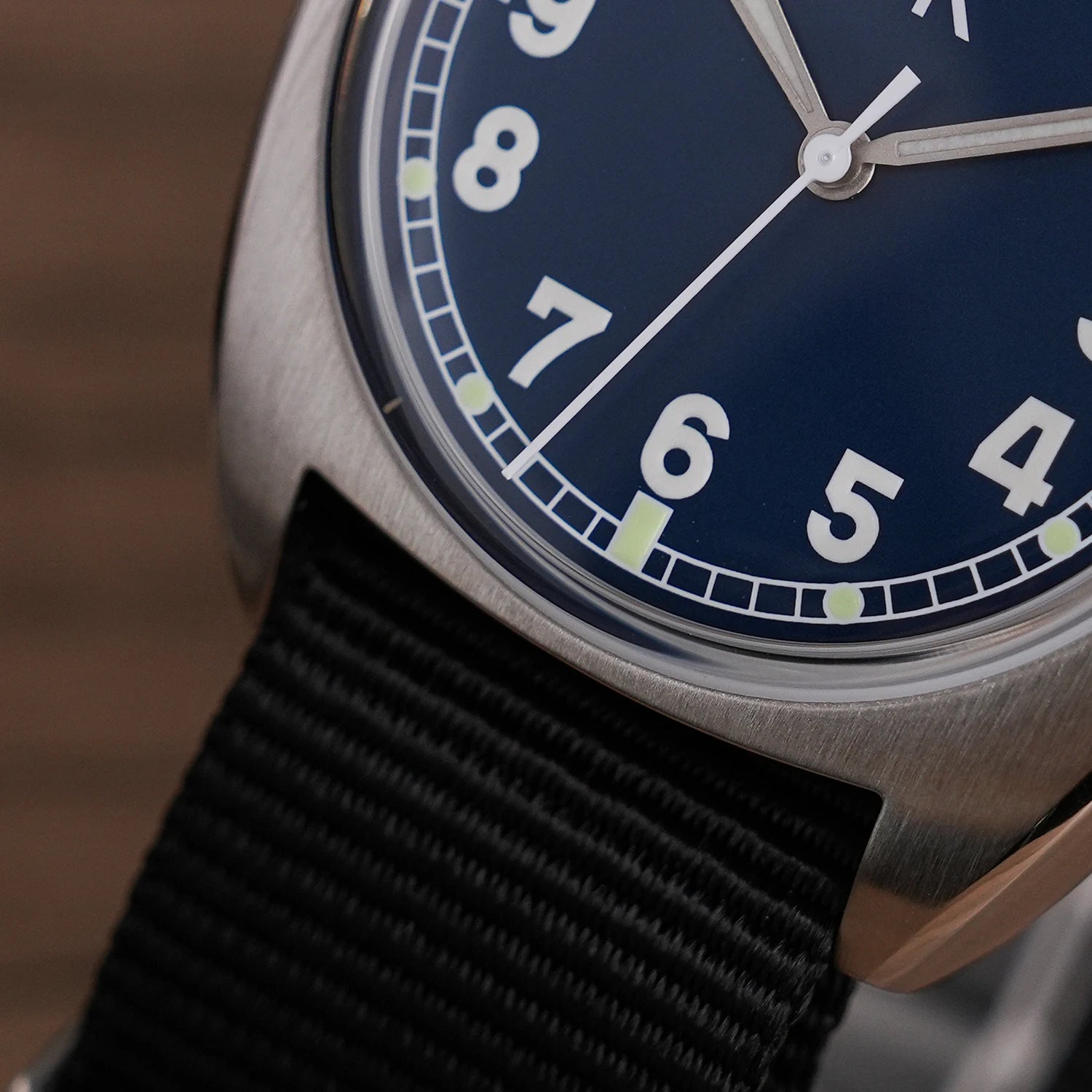 Militado ML17 Military Watch Miyota Super 2035/ GL12 Quartz Movement C3/BGW9 Luminous 100m Waterproof 36MM Vintage Men Watches