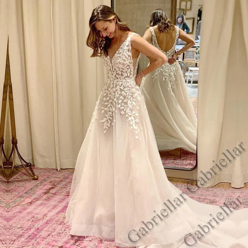 Gabriellar Charming Strapless Wedding Dresses A-line Pleat Lace Appliques Zipper Sweep Train Brautkleid De Mariee Customized