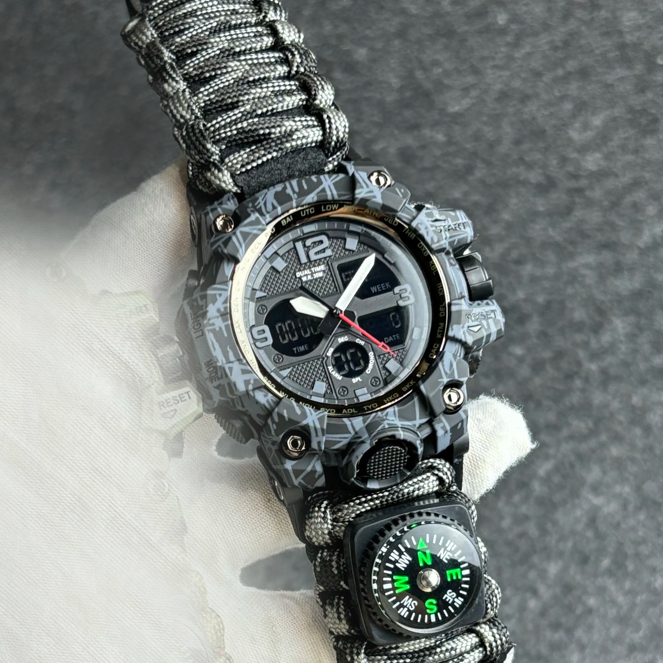 Military Watches Men's Camouflage LED Digital Watch Outdoor Survival Watch Multifunctional Waterproof Dual Display Digital Watch
