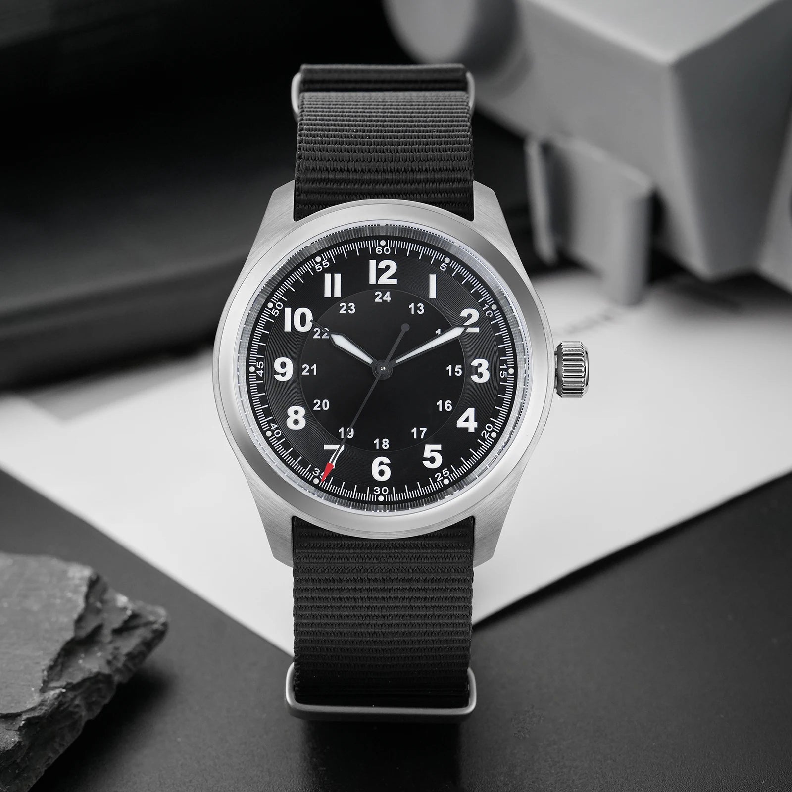 Militado ML08 Men Military Watch VH31 Quartz Movement Sapphire Luminous Waterproof Watches 38mm Vintage Stainless Steel Watch
