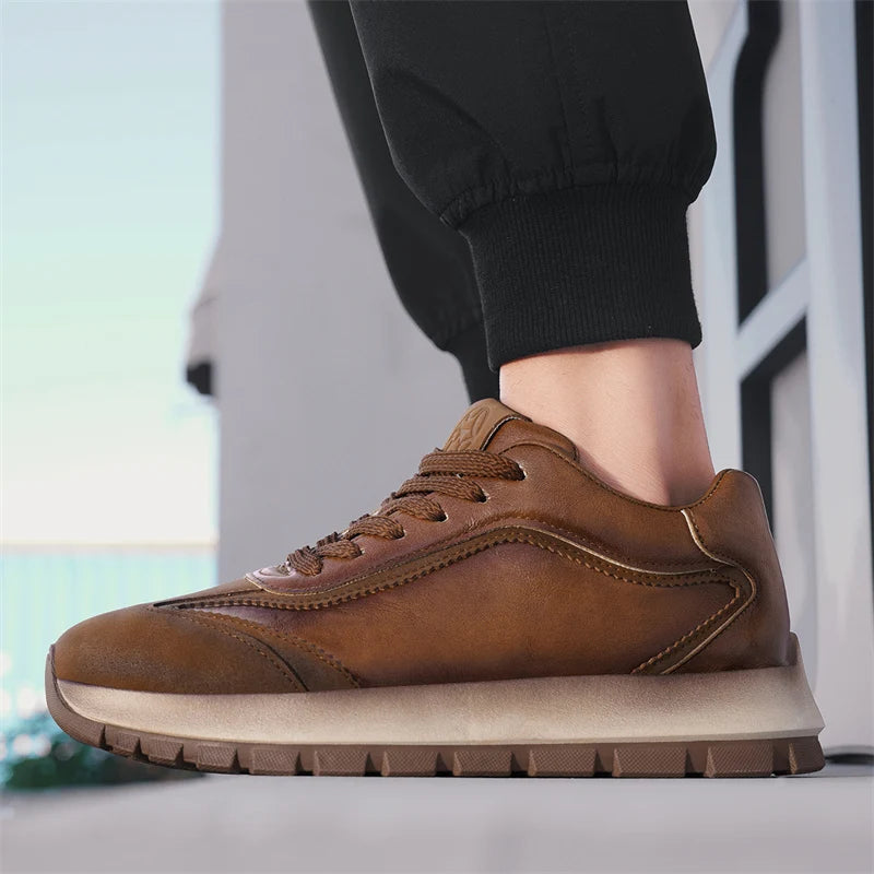 New solid-color sports shoes - Men's genuine leather low-top slip-on covered driving shoes - Sports shoes - Excellent comfort