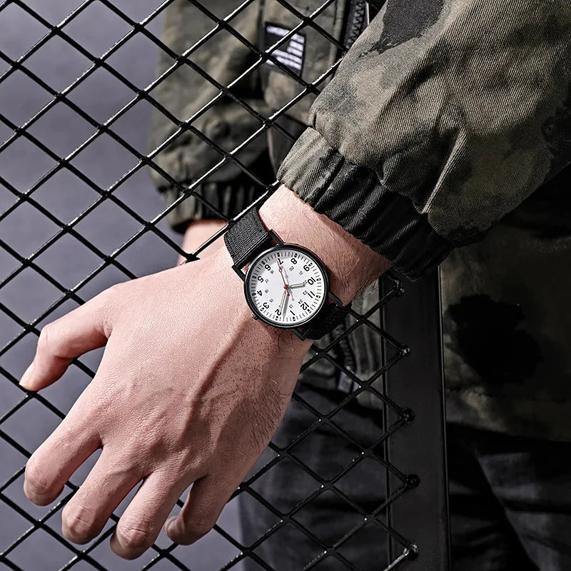 Military Men Watch Outdoor Sports Wristwatches Simple Nylon Band Luminous Male Army Quartz Wrist Watch Relogio Masculino