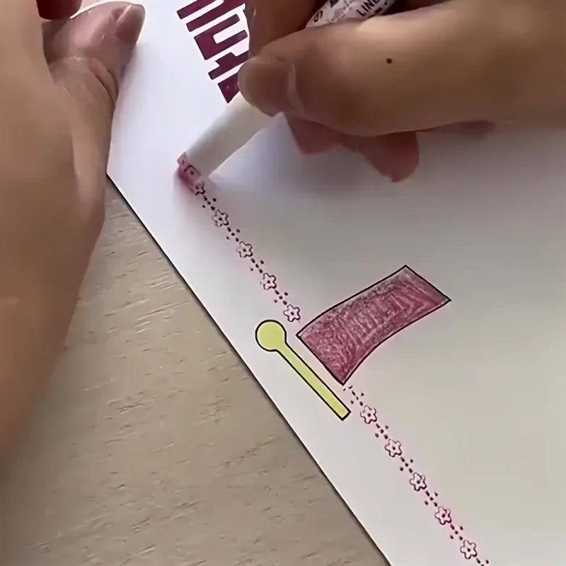 A Set of Six Pens, Designed with a Flower Shape, Featuring Various Thin Lines and Curves, Perfect for Using Colored Pencils for Note-Taking and Highlighting