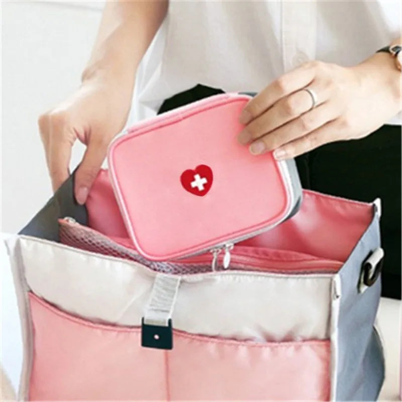 Emergency First Aid Kit Small Medicine Kit Epidemic Prevention Kit Convenient Travel Storage Heart-shaped and Cute Storage