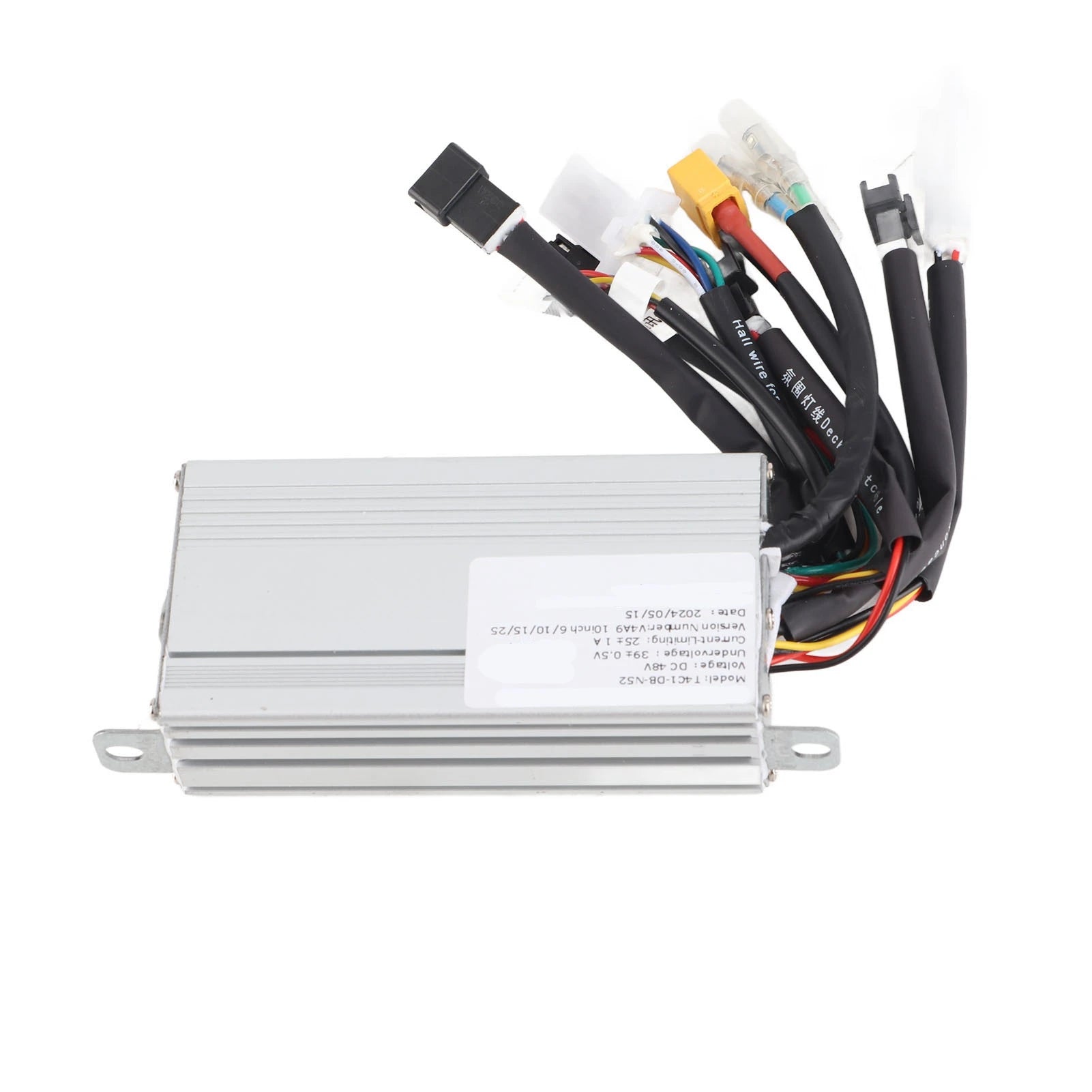 Electric Bike Motor Controller 48V Good Heat Dissipation Safe Dual Drive Electric Scooter Controller 800W for Electric Tricycle