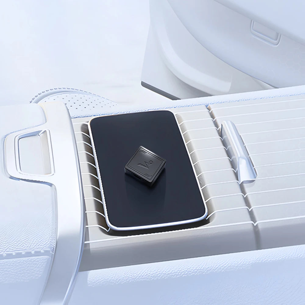 4G GPS Tracker with App Anti-Lost Recording Tracking Device Portable GPS Positioner for Vehicles