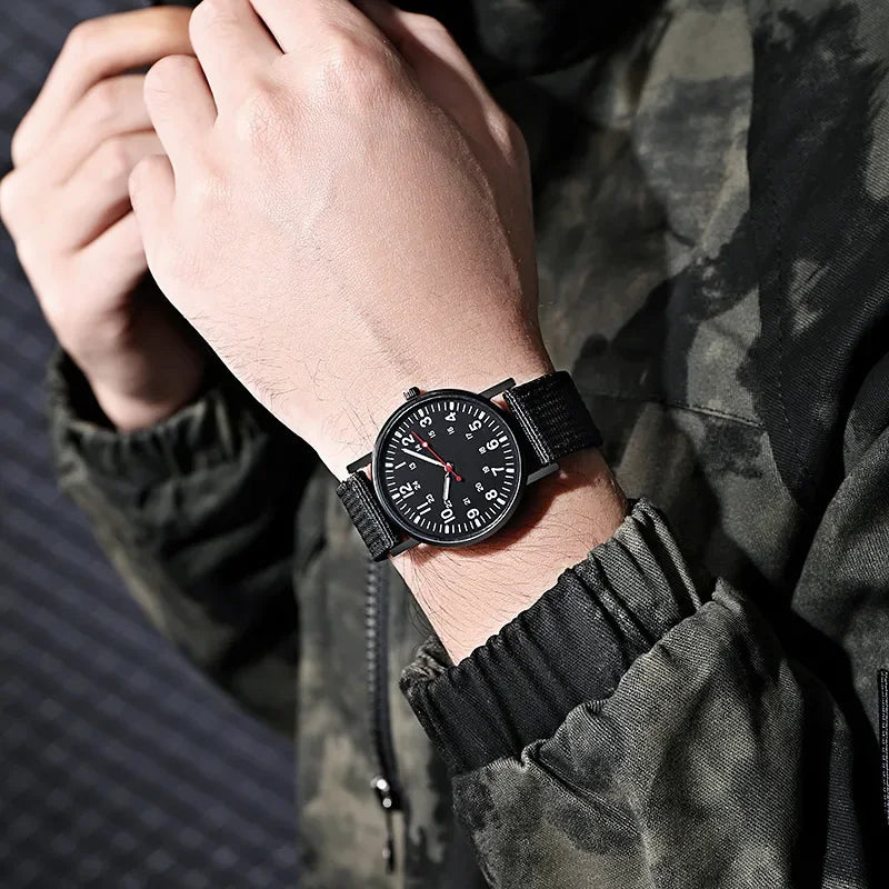 Military Men Watch Outdoor Sports Wristwatches Simple Nylon Band Luminous Male Army Quartz Wrist Watch Relogio Masculino