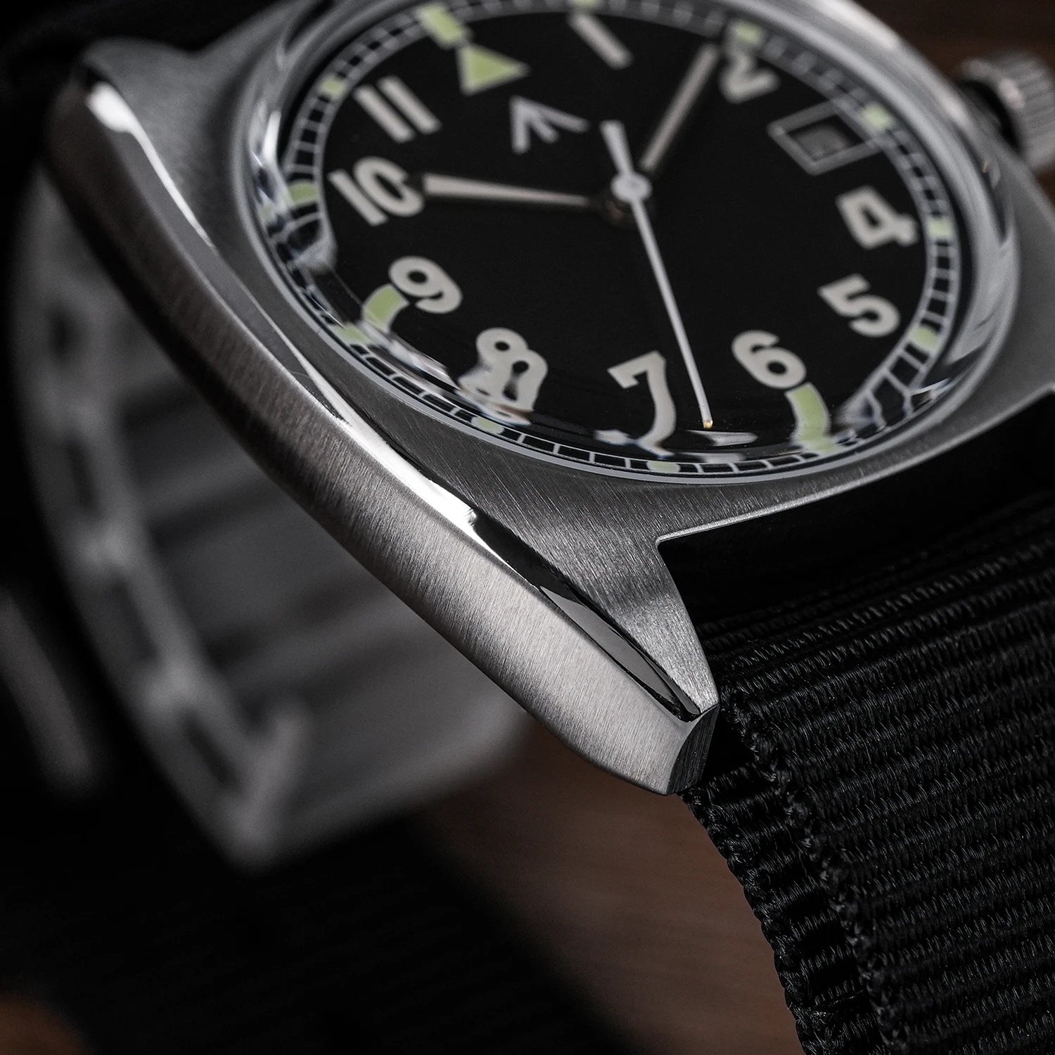 Militado ML17 Military Watch Miyota Super 2035/ GL12 Quartz Movement C3/BGW9 Luminous 100m Waterproof 36MM Vintage Men Watches