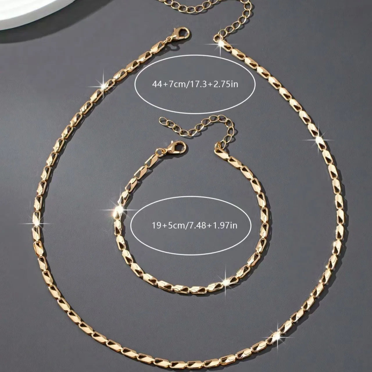 A Set of Sexy and Luxurious Women's Necklaces, Bracelets, Fashionable and Versatile Women's Jewelry Sets